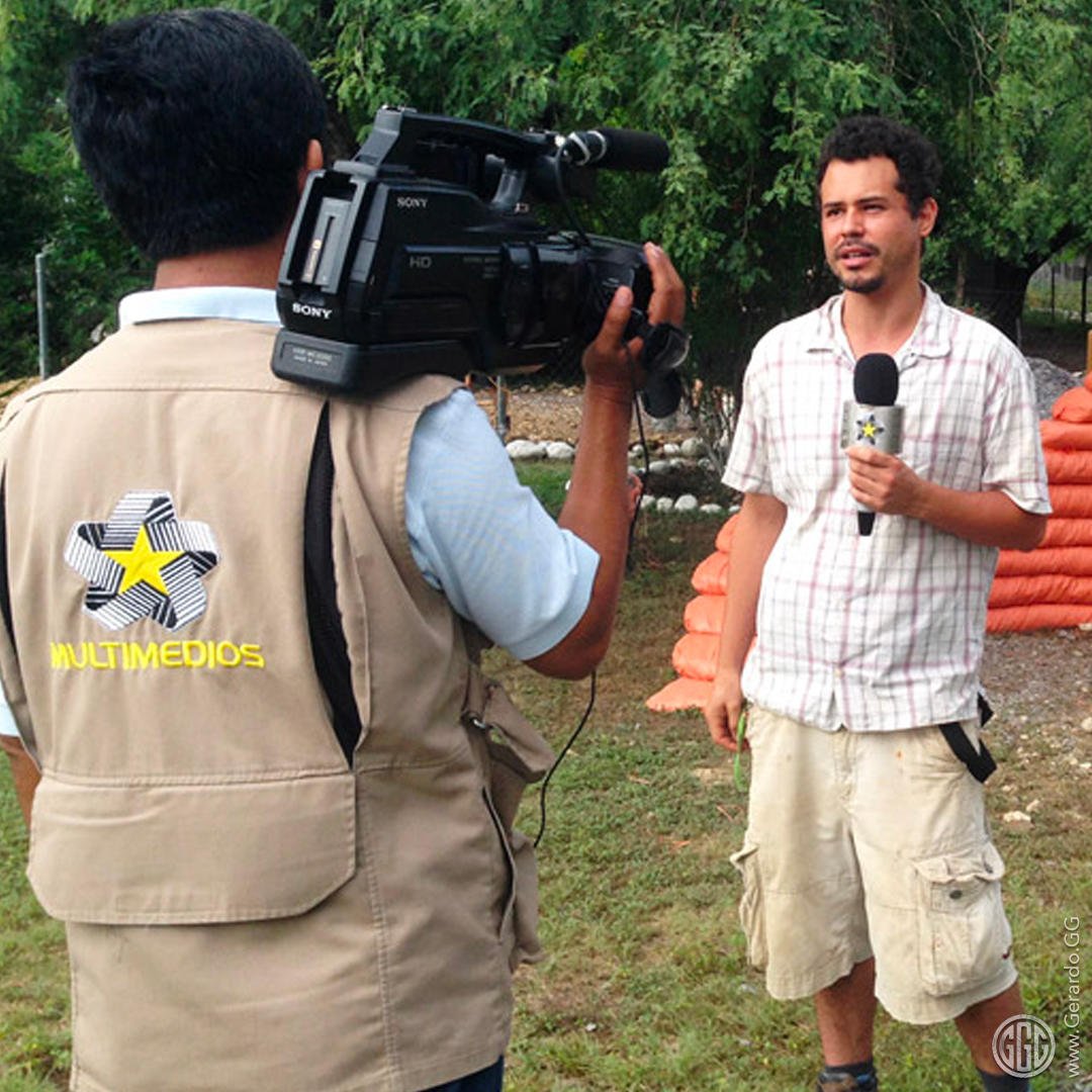 Entrevista con medios locales